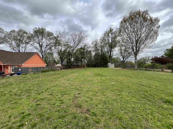 9624 Pine Point Dr #92, Arlington, TN 38002