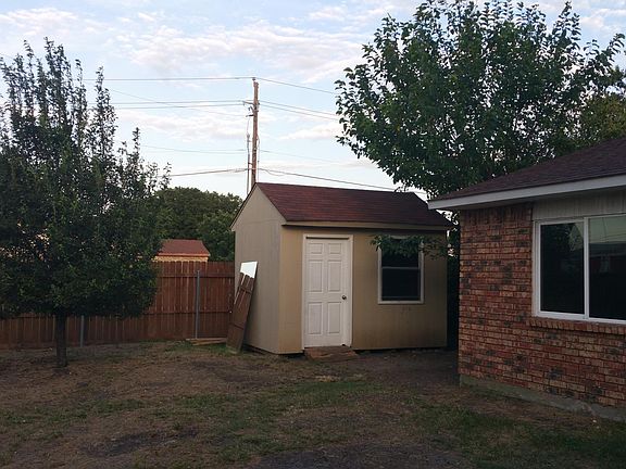 3rd image of 5557 Adams Dr