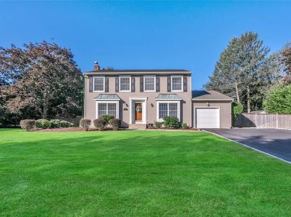 10 Magnet Street, Stony Brook, NY 11790