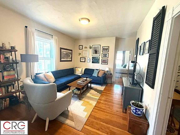 2nd image of 1 Essex St #1