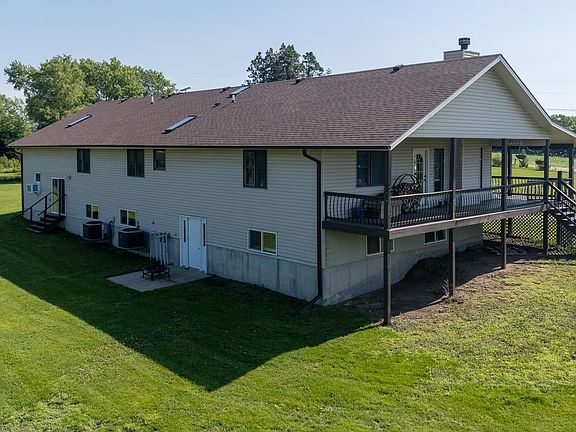 4th image of 18301 NW 84th St