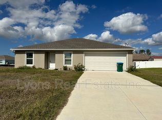 1705 NE 33rd Ln, Cape Coral, FL 33909