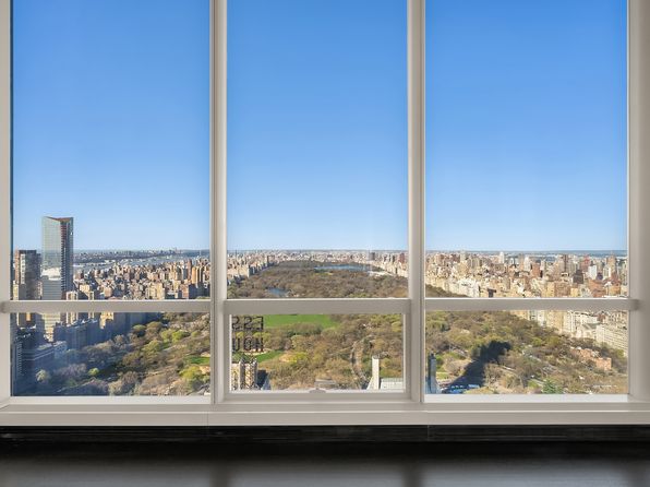 157 W 57th St APT 56C