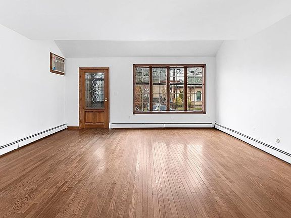 2nd image of 120 W 56th St