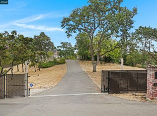 1891 Meadow Ln, Walnut Creek, CA 94595