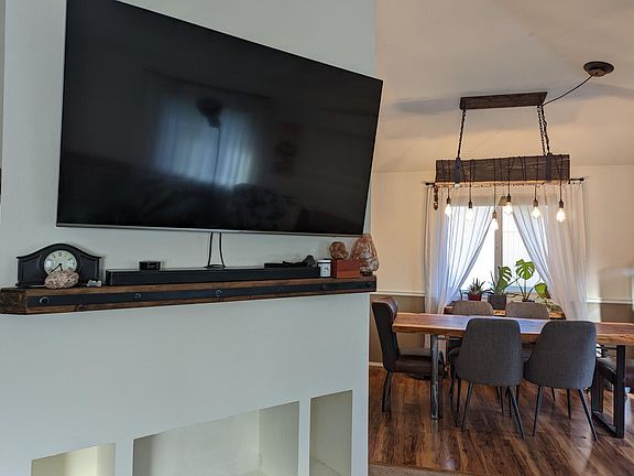 TV wall/entertainment center