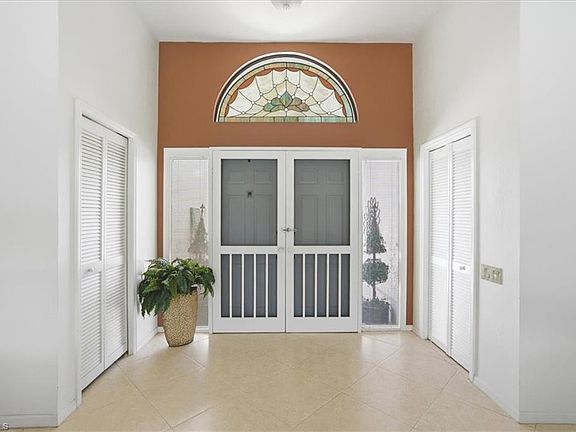 3rd image of 3852 Essex PL