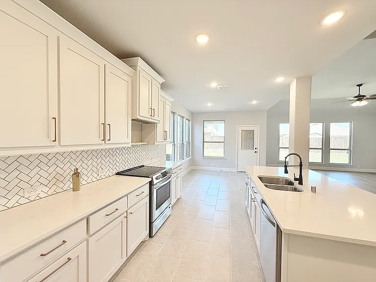 4011 Three Forks Rd — Photo 10