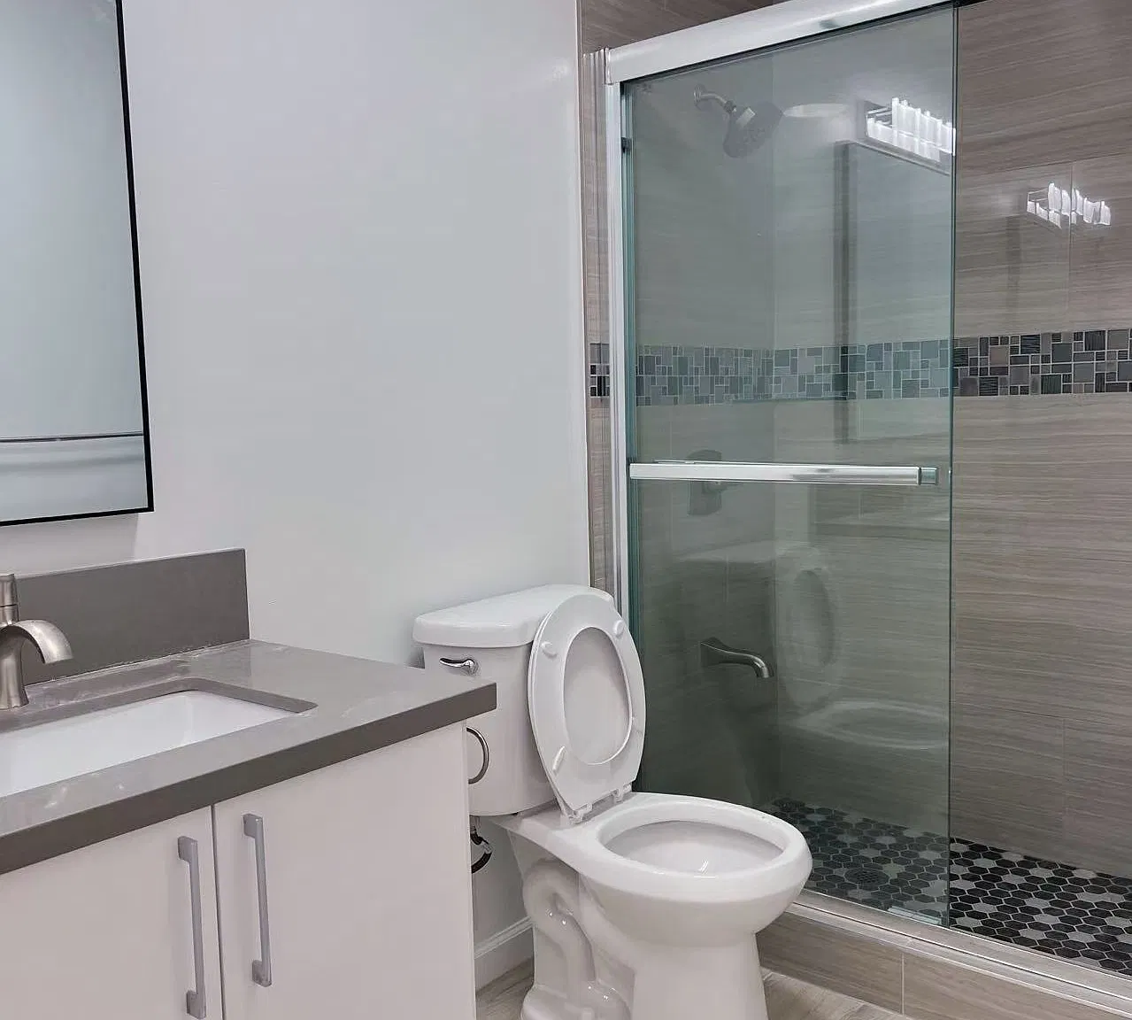 Studio, 300 sqft, $1,500 — Photo 4