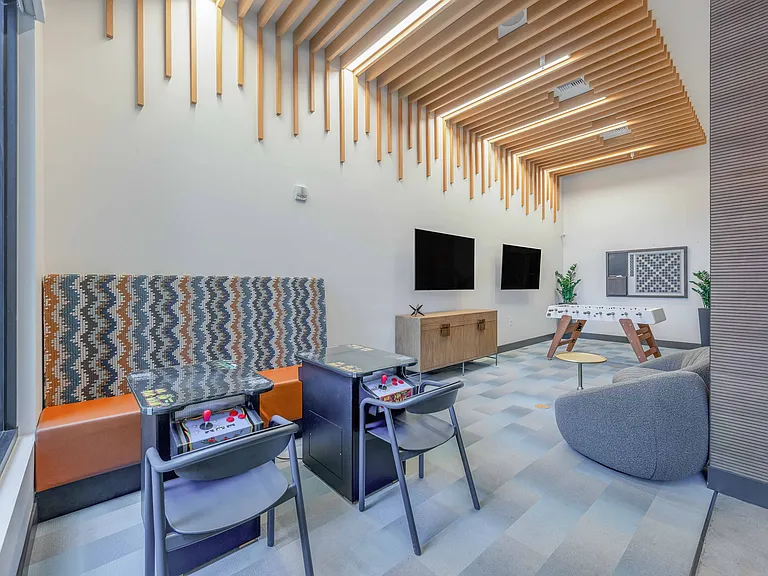 Citron Apartments — Photo 18