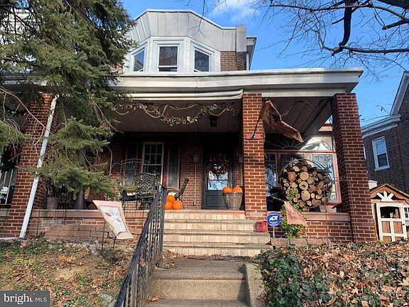 3rd image of 4423 Disston St