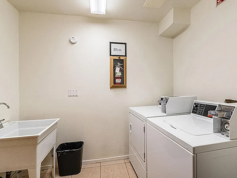 14816 Friar St #102 — Photo 23