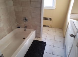 54 Calumet St, Waterbury, CT 06710