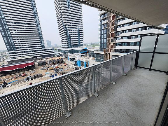 5th image of 28 Interchange Way #802