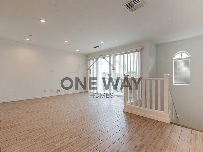 4643 S Element — Photo 26