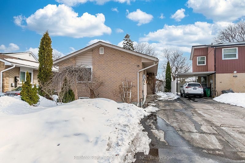 Brampton House for rent - 3 Bedrooms — photo 3