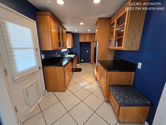 3rd image of 723 N Morada Ave