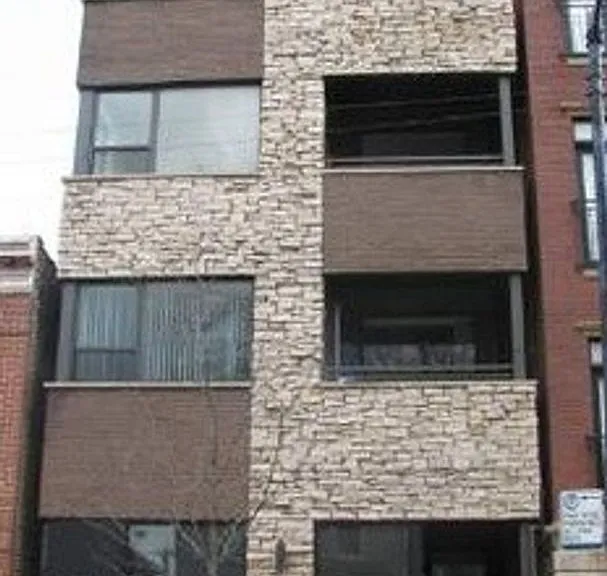 1649 W Cortland St — Photo 1