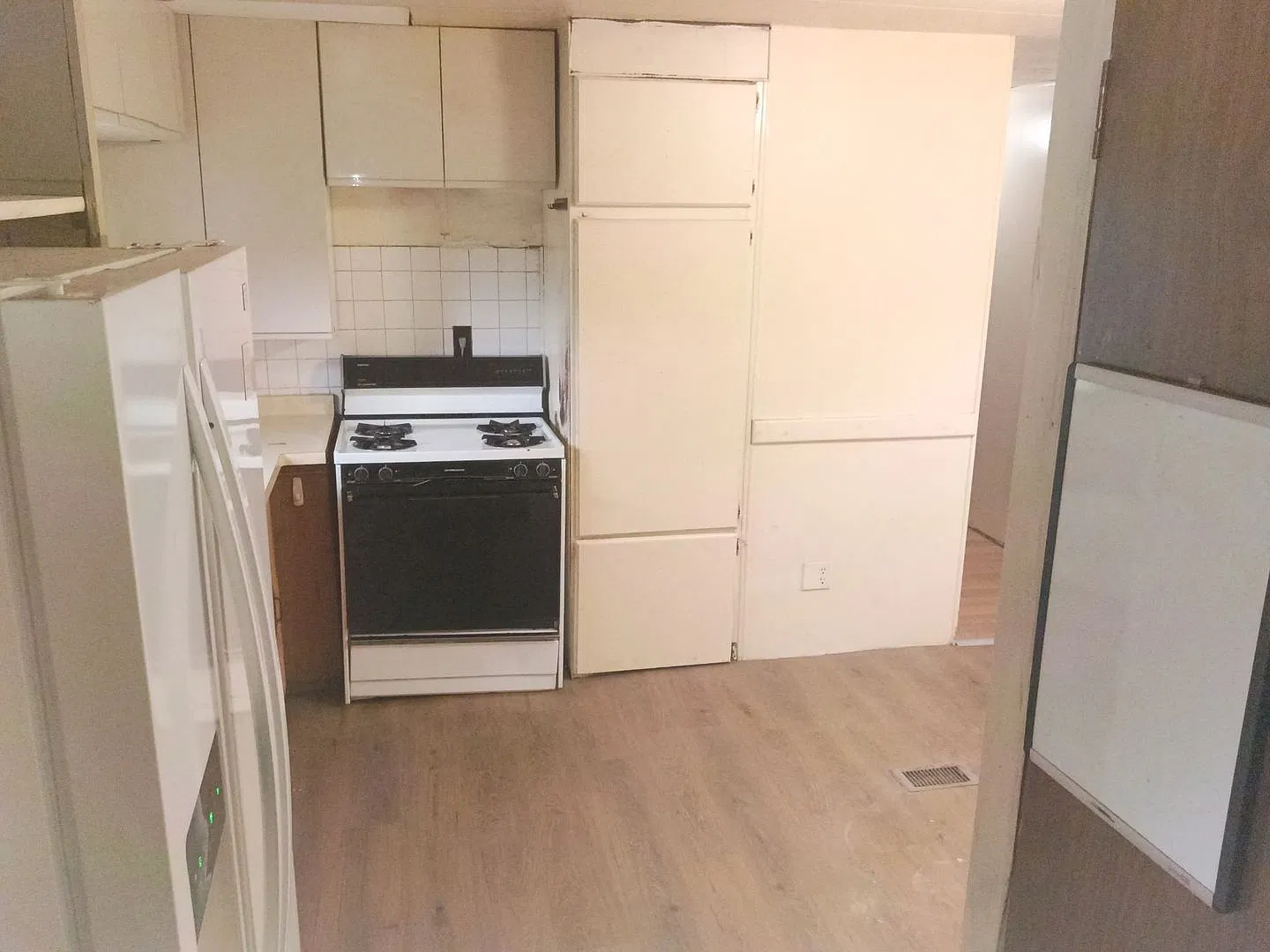 6361 S 27th St MFG homes Franklin — Photo 4