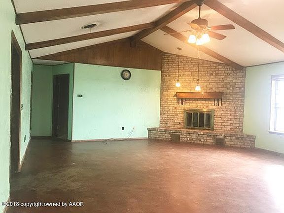 4th image of 701 Oak Ln