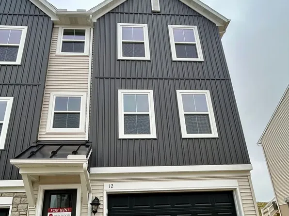 12 Meredith Way, Carlisle, PA 17013