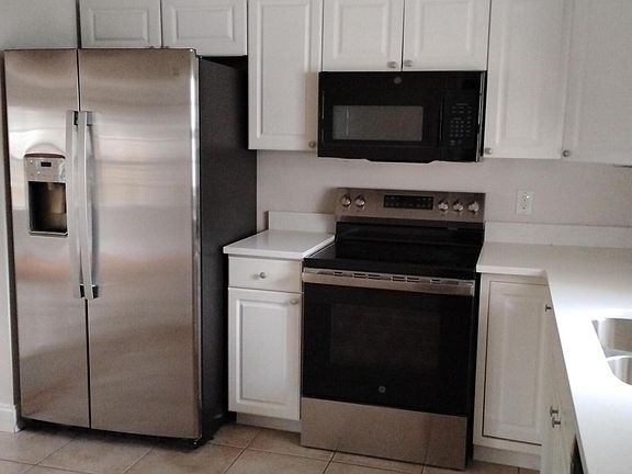 4th image of 1714 Daytona Dr