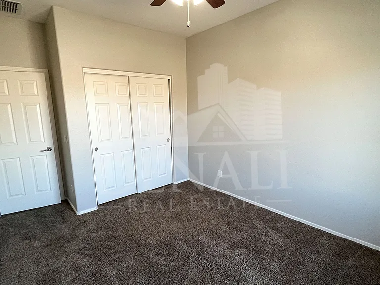 7347 W Millerton Way — Photo 10