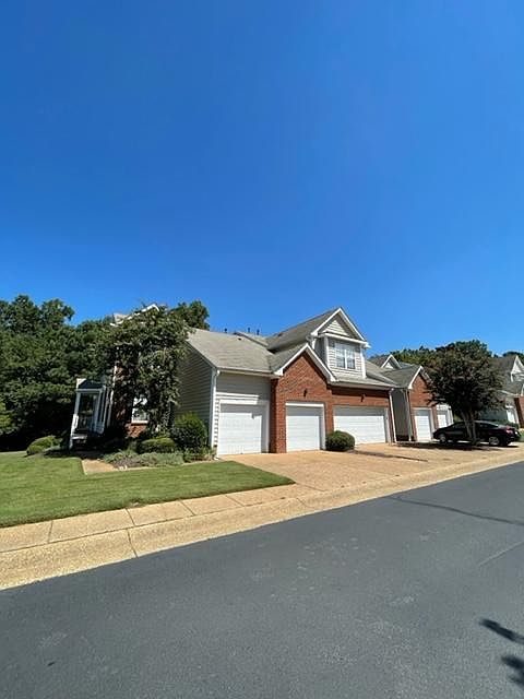 1st image of 4450 Eaglebrook Dr
