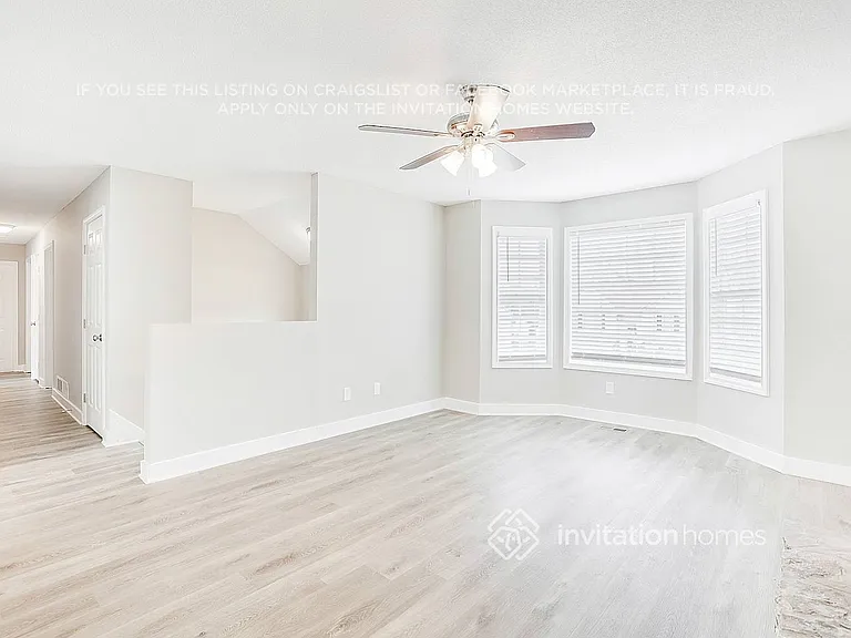 500 Weston Ct — Photo 4