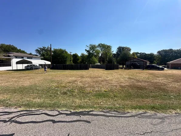 Bedfords Bnd, Mabank, TX 75156