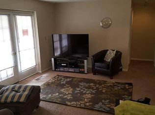 43 Berkshire Ct, Akron, OH 44313