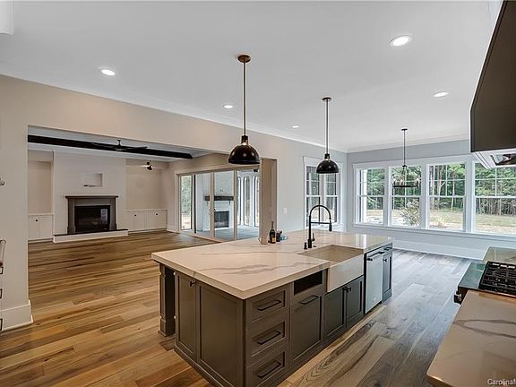 4th image of 8703 Clavemorr Glenn Ct