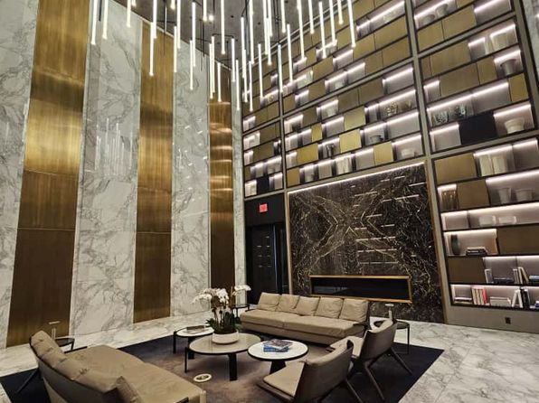 125 Greenwich St #19C