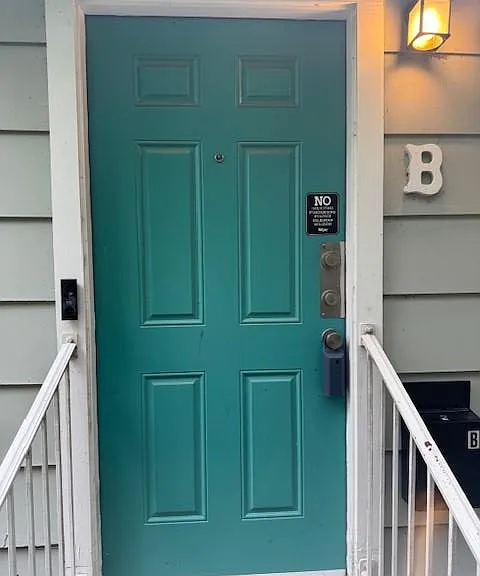 1212 Taulbee Ln #B — Photo 1