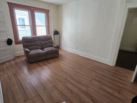 3rd image of 105-47 135th St #2