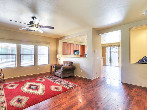 5th image of 40345 W Peggy Ct