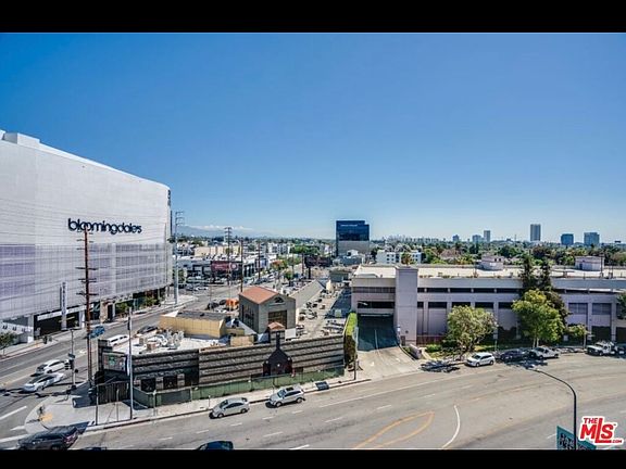 2nd image of 321 S San Vicente Blvd APT 903