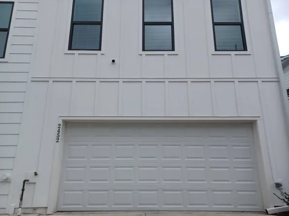 2452 Sycamore Rd NW, Atlanta, GA 30318