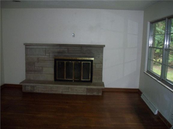 4th image of 4108 Vera Dr