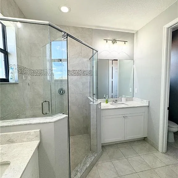 8984 Madrid Cir — Photo 21