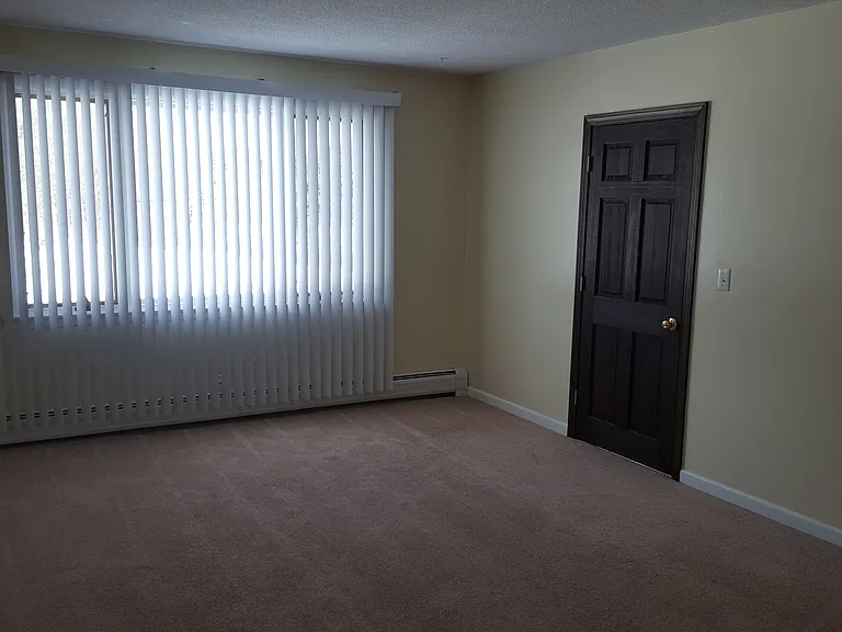 7 Thomas Way #4 — Photo 4