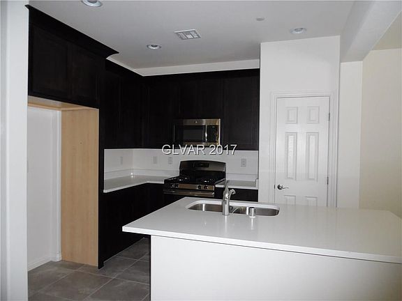 2nd image of 9105 Mystic Mauve Ct