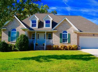 625 Peachtree Cir, Ringgold, GA 30736