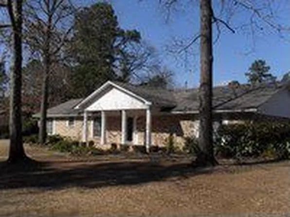 2604 Foxrun, Magnolia, AR 71753