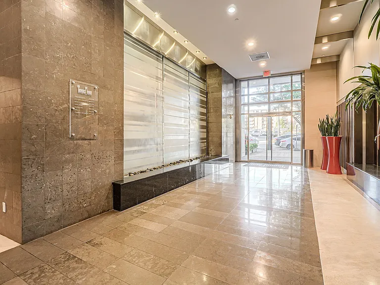 333 W Trade St #708 — Photo 30