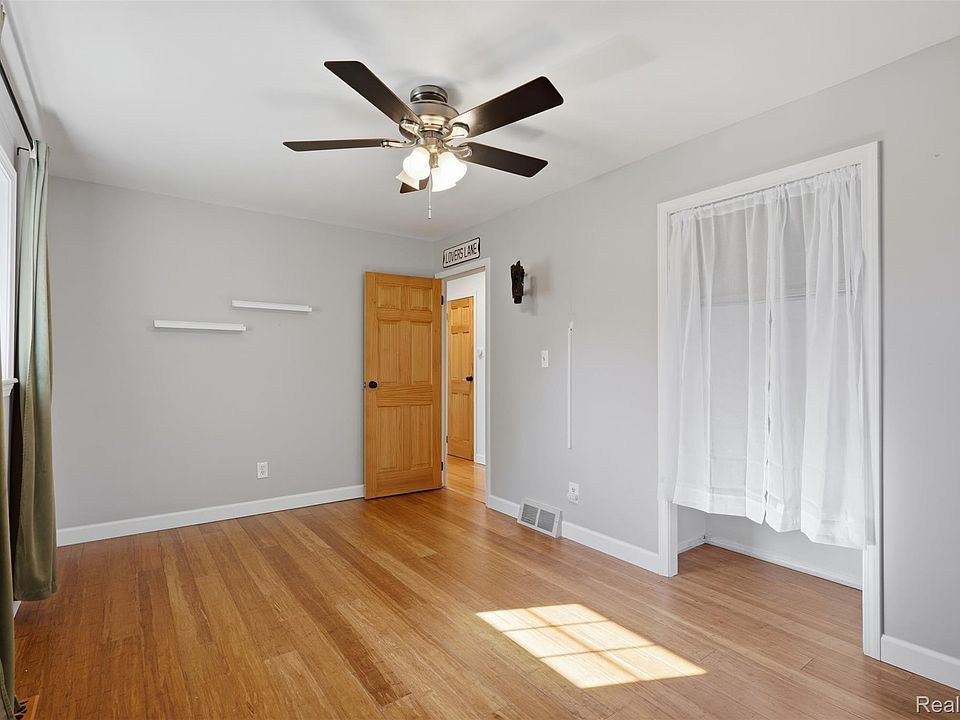827 Los Arboles Dr, photo 16