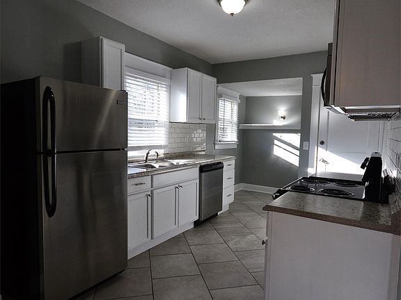 5th image of 3812 Wyoming St APT 2