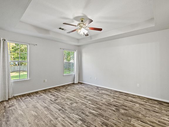4th image of 2816 Mount Vernon Dr