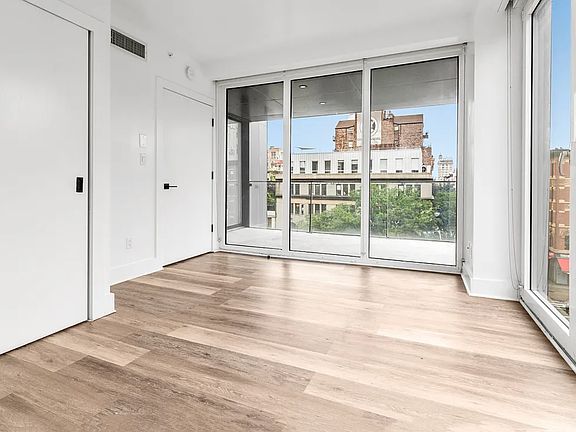 4th image of 118 Orchard St APT 2C