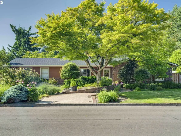 24122 NE Oregon St, Wood Village, OR 97060